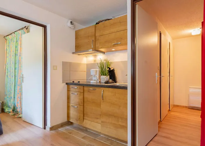 T2 4 Pers - Saint-lary Village - Wifi Gratuit, Parking - Fr-1-296-532 * Saint-Lary-Soulan