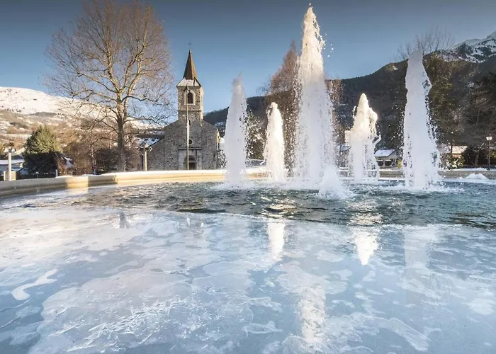 T2 4 Pers - Saint-lary Village - Wifi Gratuit, Parking - Fr-1-296-532 アパート *